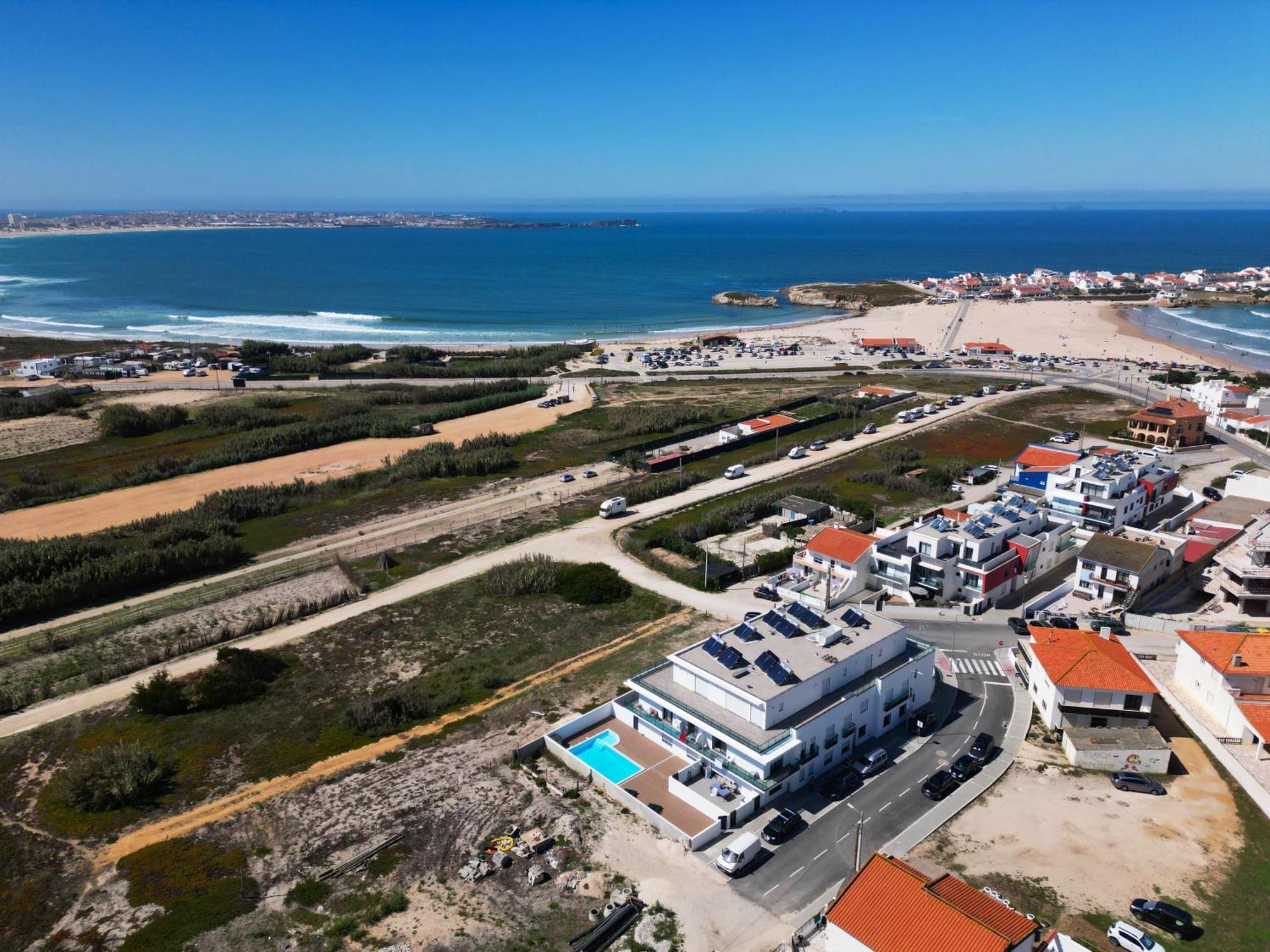 Beach & Surf Lovers Apartment With Ac - Baleal Exterior photo